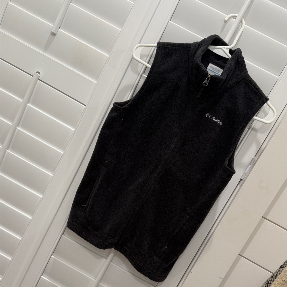 Boys Size Medium Columbia Midnight Black Sleeveless Fleece